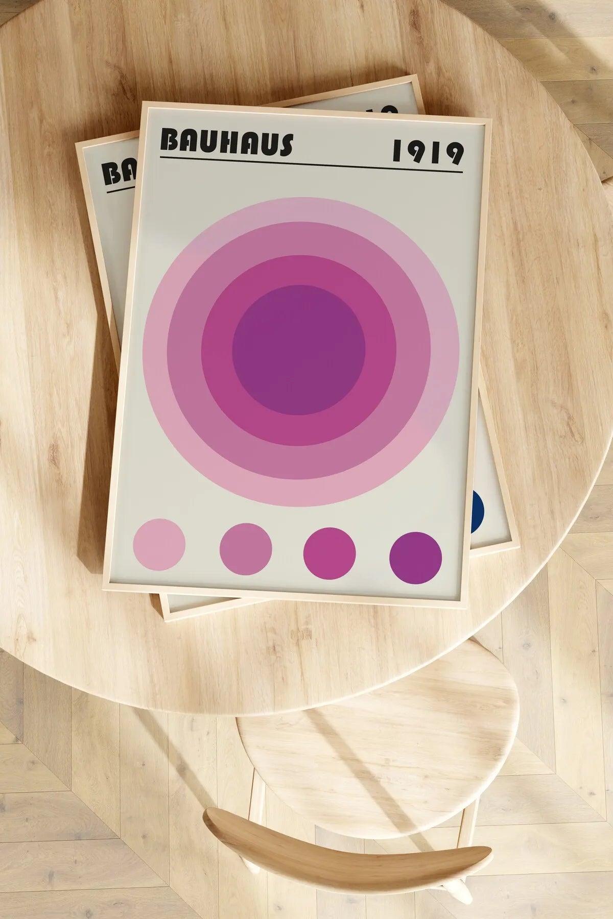 [Bauhaus] Pembe Temalı Modern Estetik Poster
