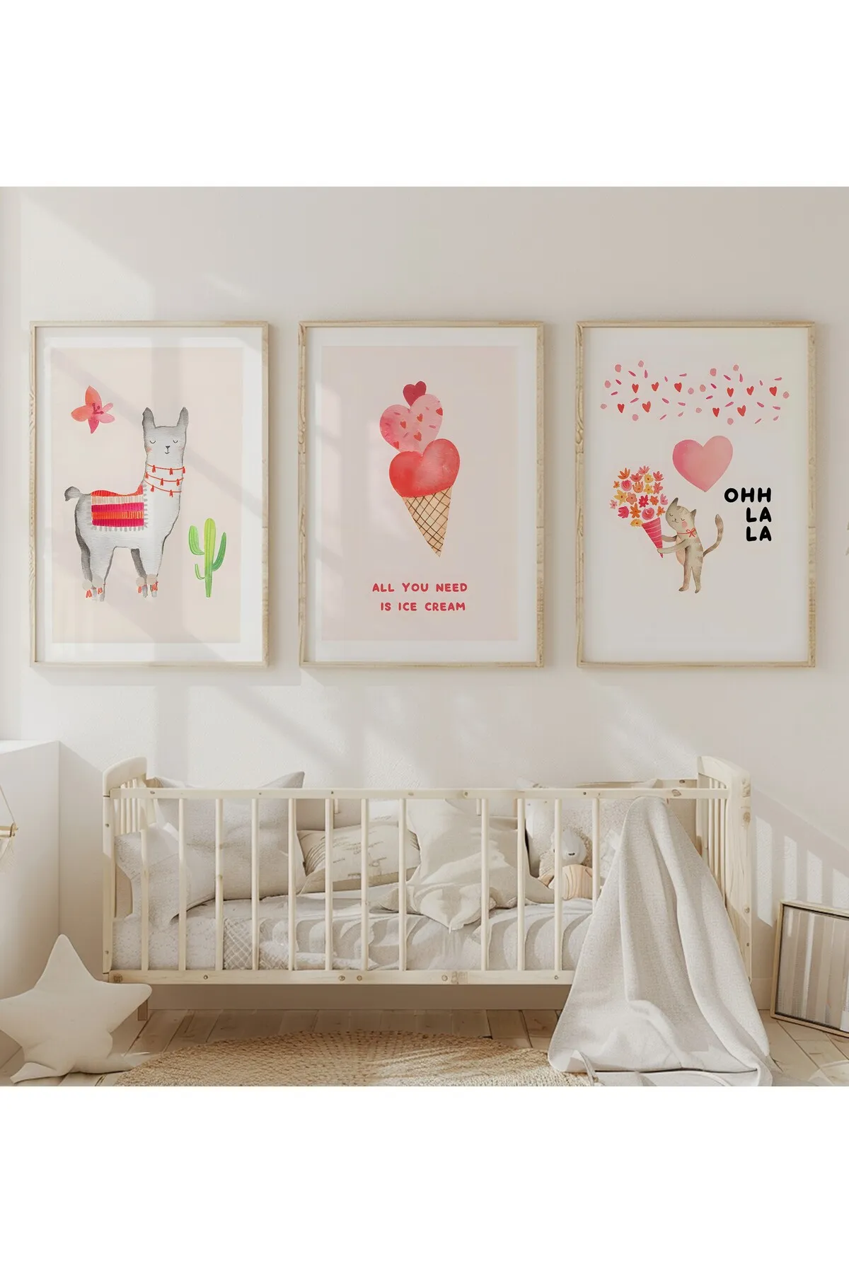 Sevimli Lama ve Pembe Dondurma 3'lü Poster Seti